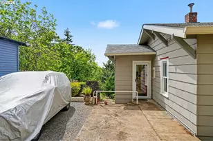 700 Oak St, Silverton, OR 97381 - Photo 32