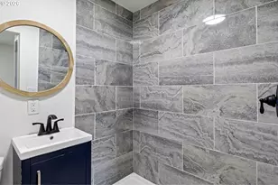 295 E C Ave, Drain, OR 97435 - Photo 26