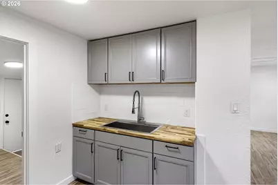 295 E C Ave, Drain, OR 97435 - Photo 22