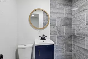 295 E C Ave, Drain, OR 97435 - Photo 28