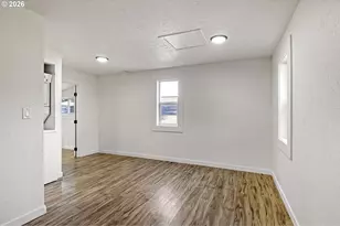 295 E C Ave, Drain, OR 97435 - Photo 40