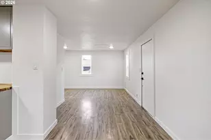 295 E C Ave, Drain, OR 97435 - Photo 18