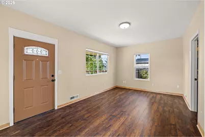 9929 SE Brandeis St, Clackamas, OR 97015 - Photo 8