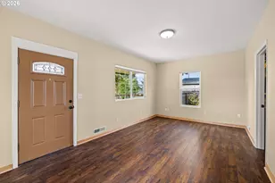 9929 SE Brandeis St, Clackamas, OR 97015 - Photo 8