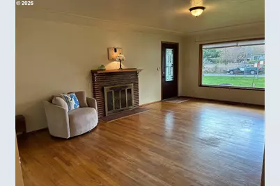 14031 SE Rhone St, Portland, OR 97236 - Photo 4