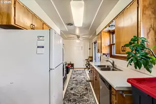 14031 SE Rhone St, Portland, OR 97236 - Photo 14