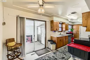 14031 SE Rhone St, Portland, OR 97236 - Photo 10