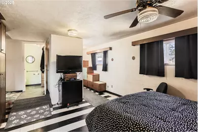 14031 SE Rhone St, Portland, OR 97236 - Photo 14