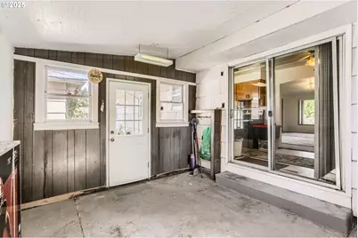 14031 SE Rhone St, Portland, OR 97236 - Photo 22