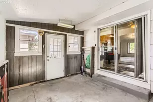 14031 SE Rhone St, Portland, OR 97236 - Photo 22