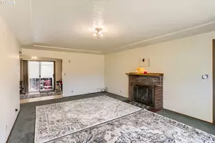 14031 SE Rhone St, Portland, OR 97236 - Photo 8