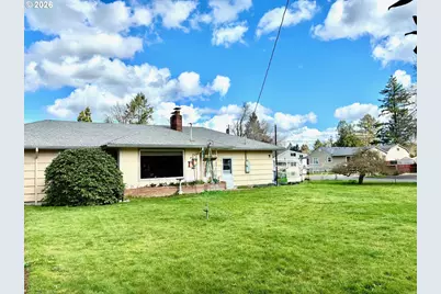 14031 SE Rhone St, Portland, OR 97236 - Photo 2