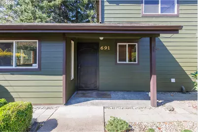 691 SE Jetty Ave, Lincoln City, OR 97367 - Photo 2