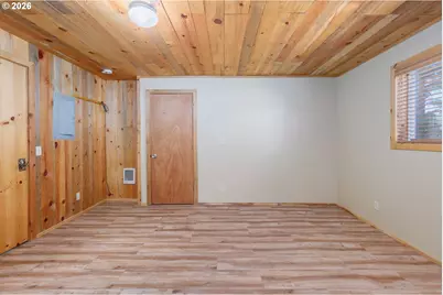 691 SE Jetty Ave, Lincoln City, OR 97367 - Photo 16