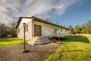 87829 Two Mile Ln, Bandon, OR 97411 - Photo 2