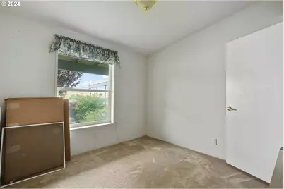 1206 N US Highway 197, Maupin, OR 97037 - Photo 12