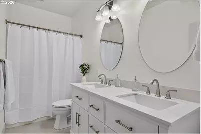 12574 SW Autumnview St, Portland, OR 97224 - Photo 30