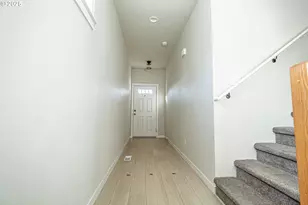 2294 SW Wallula Ln, Gresham, OR 97080 - Photo 4