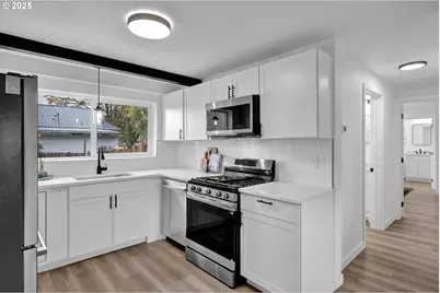 477 W Sherman St, Lebanon, OR 97355 - Photo 12