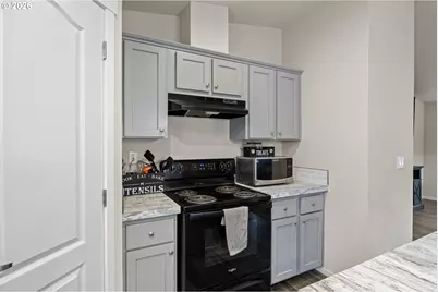 644 Main St, Yoncalla, OR 97499 - Photo 26