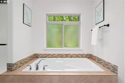 16147 SW Medallion Ln, Beaverton, OR 97007 - Photo 26
