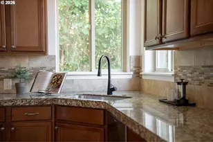 16147 SW Medallion Ln, Beaverton, OR 97007 - Photo 10