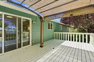 2080 SE Kelly Ave, Gresham, OR 97080 - Photo 2