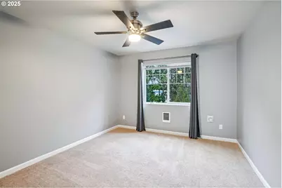 10654 NE Holly St #307, Hillsboro, OR 97006 - Photo 16