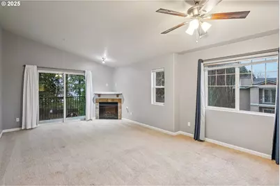 10654 NE Holly St #307, Hillsboro, OR 97006 - Photo 12