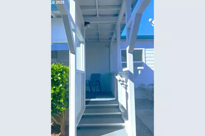 98609 Camellia Dr, Brookings, OR 97415 - Photo 22