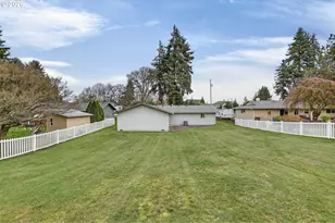 1925 3rd St, Columbia City, OR 97018 - Photo 28