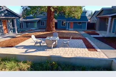 12300 Meadowlawn Dr, Oregon City, OR 97045 - Photo 38