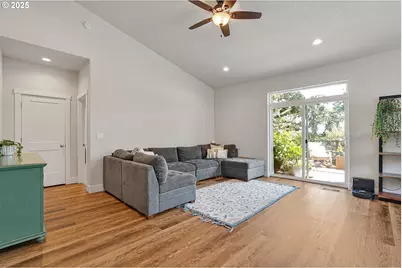 1280 Westwood Dr NW, Salem, OR 97304 - Photo 8