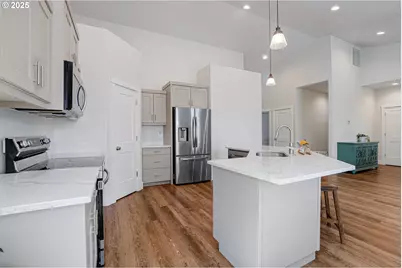 1280 Westwood Dr NW, Salem, OR 97304 - Photo 14