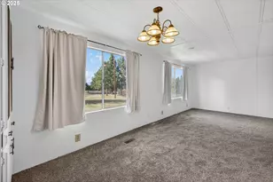 1384 SE Akins Dr, Prineville, OR 97754 - Photo 10