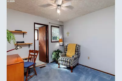 12720 SW Prince Albert St, King City, OR 97224 - Photo 18