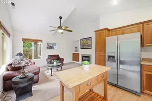 5440 Jeffrey Way, Eugene, OR 97402 - Photo 12