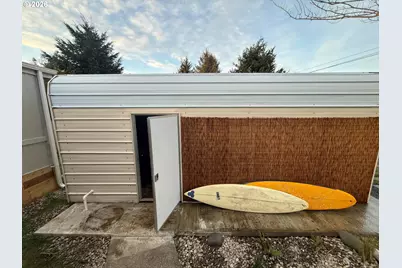 232 NE Ohio Ave, Bandon, OR 97411 - Photo 30