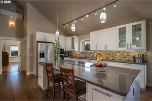 12000 NW Old Wagon Rd, Carlton, OR 97111 - Photo 18