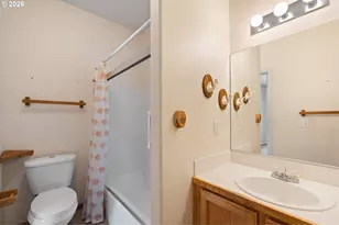 19097 SW Wildcat Ln, Beaverton, OR 97007 - Photo 14