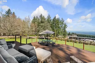 19420 NE Vista Hill Dr, Hillsboro, OR 97123 - Photo 36