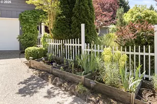 8820 SW Nisqually Ct, Tualatin, OR 97062 - Photo 4