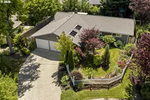 8820 SW Nisqually Ct, Tualatin, OR 97062 - Photo 1