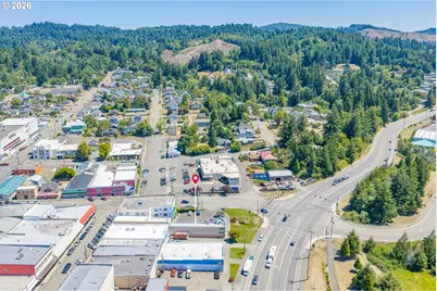 31 N Adams St, Coquille, OR 97423 - Photo 38