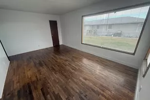 805 SE 6th St, Pendleton, OR 97801 - Photo 8