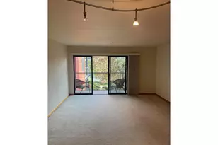 910 NW Naito Pkwy, Portland, OR 97209 - Photo 24