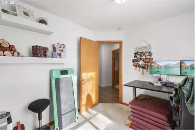 14206 SE Raelyn Ter, Milwaukie, OR 97267 - Photo 16