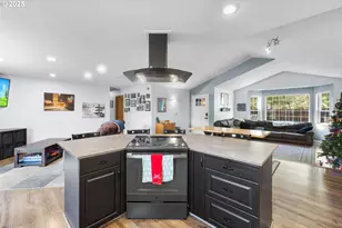 14206 SE Raelyn Terrace, Milwaukie, OR 97267 - Photo 8