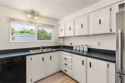1199 N Terry St #378, Eugene, OR 97402 - Photo 12