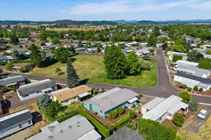 1199 N Terry St, Eugene, OR 97402 - Photo 28